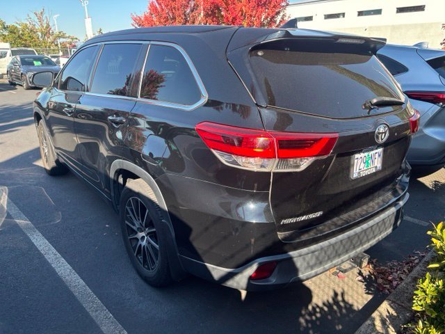 Certified Used 2018 Black Toyota SE image 3