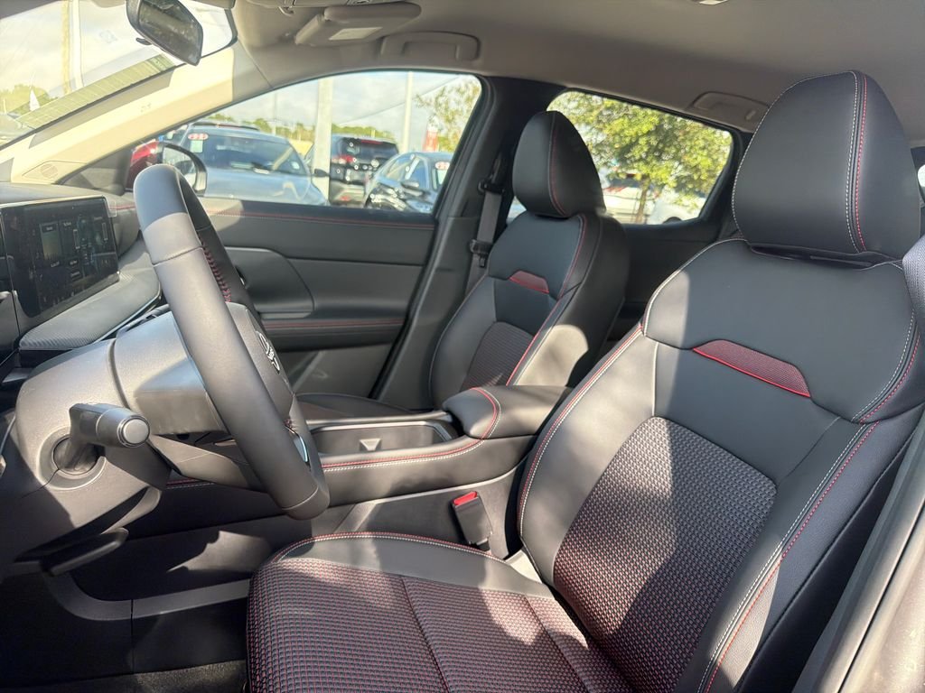 New 2026 Nissan Kicks SR 4D Sport Utility