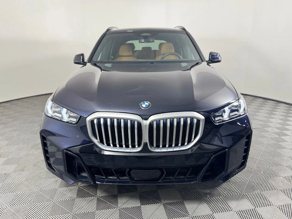 Certified Used 2024 Carbon Black Metallic BMW xDrive40i image 2
