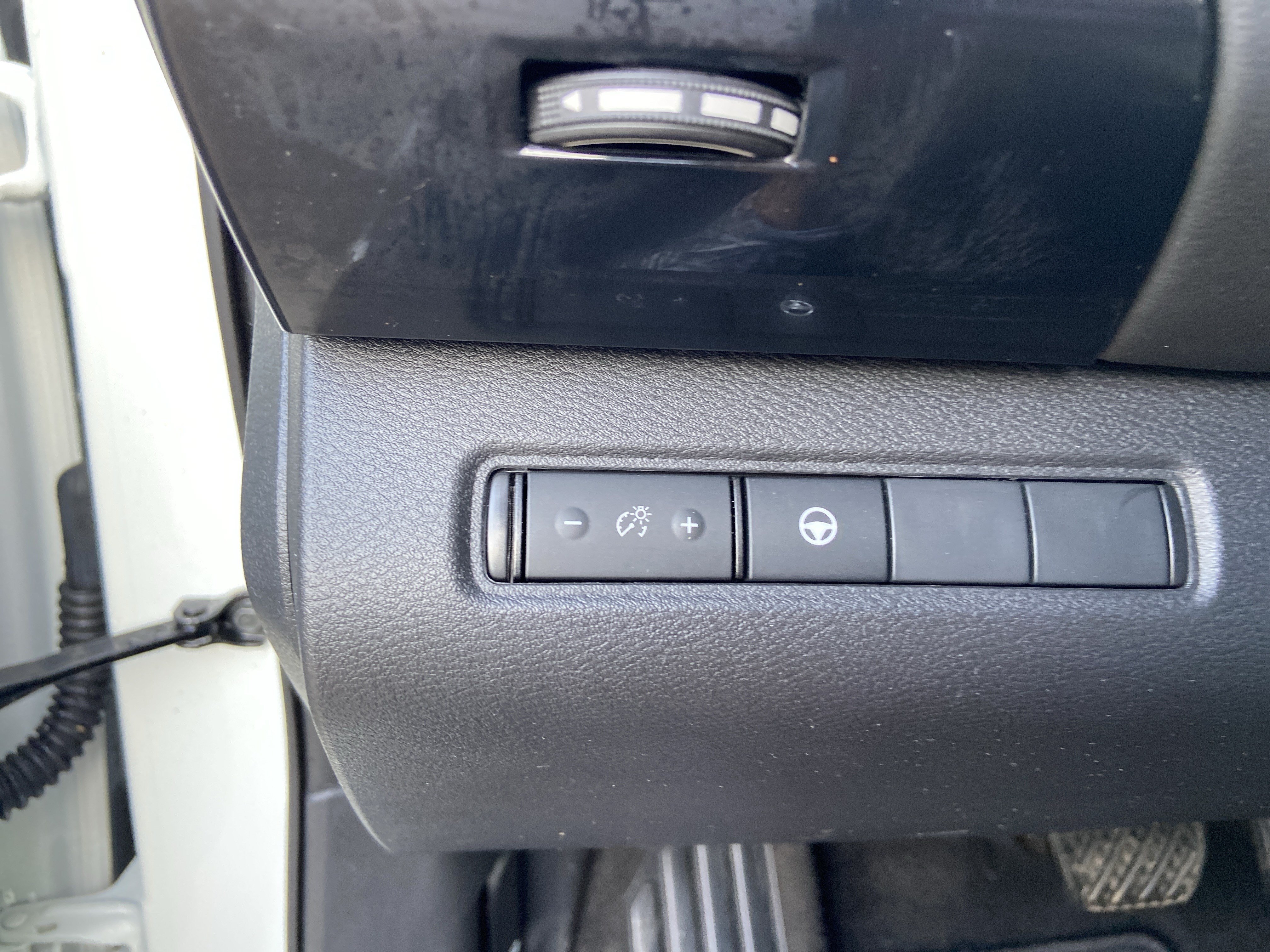Used 2024 Pearl White Tricoat Nissan SV image 45