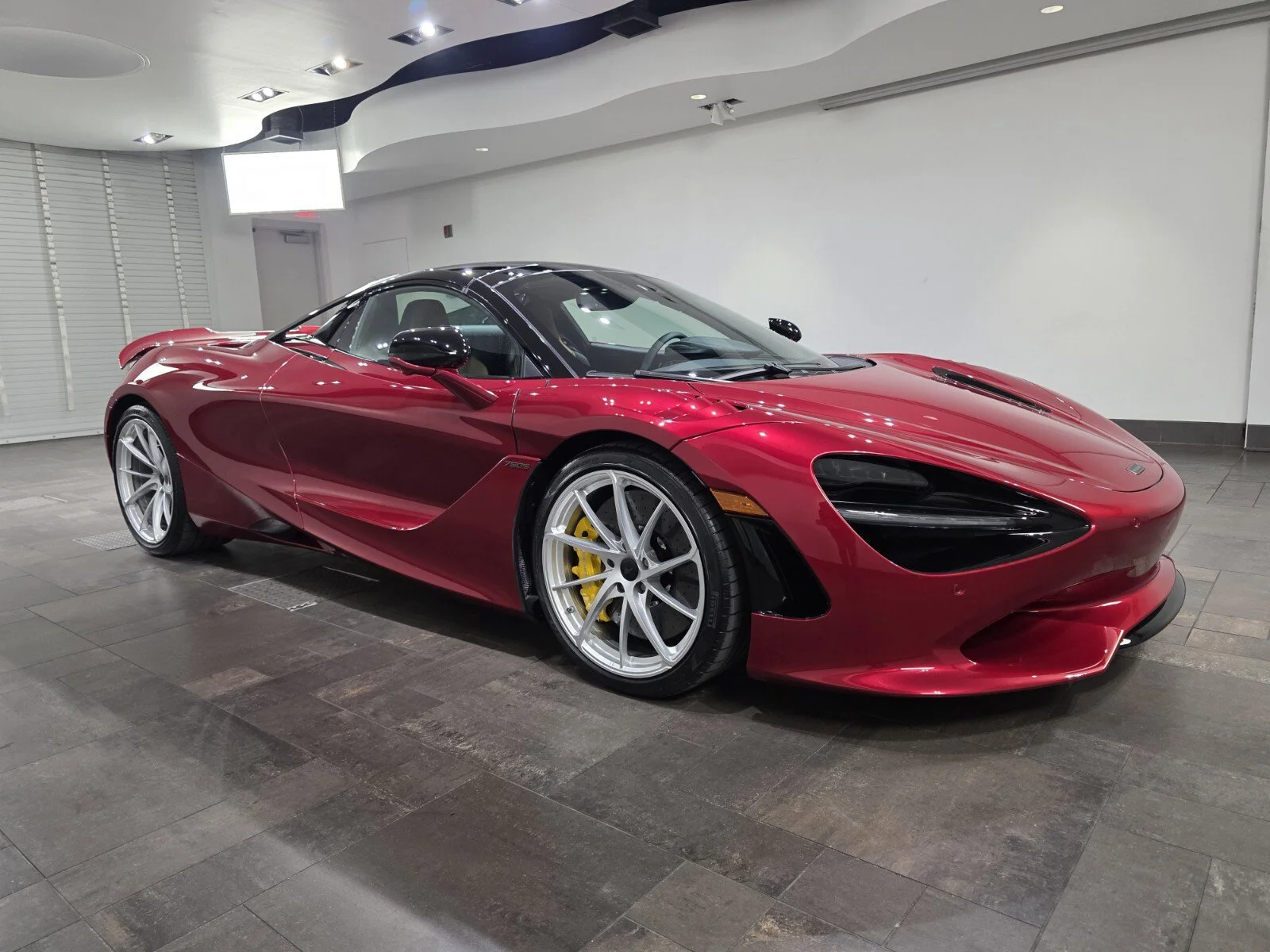 New 2027 MSO Amaranth Red McLaren Spider image 19