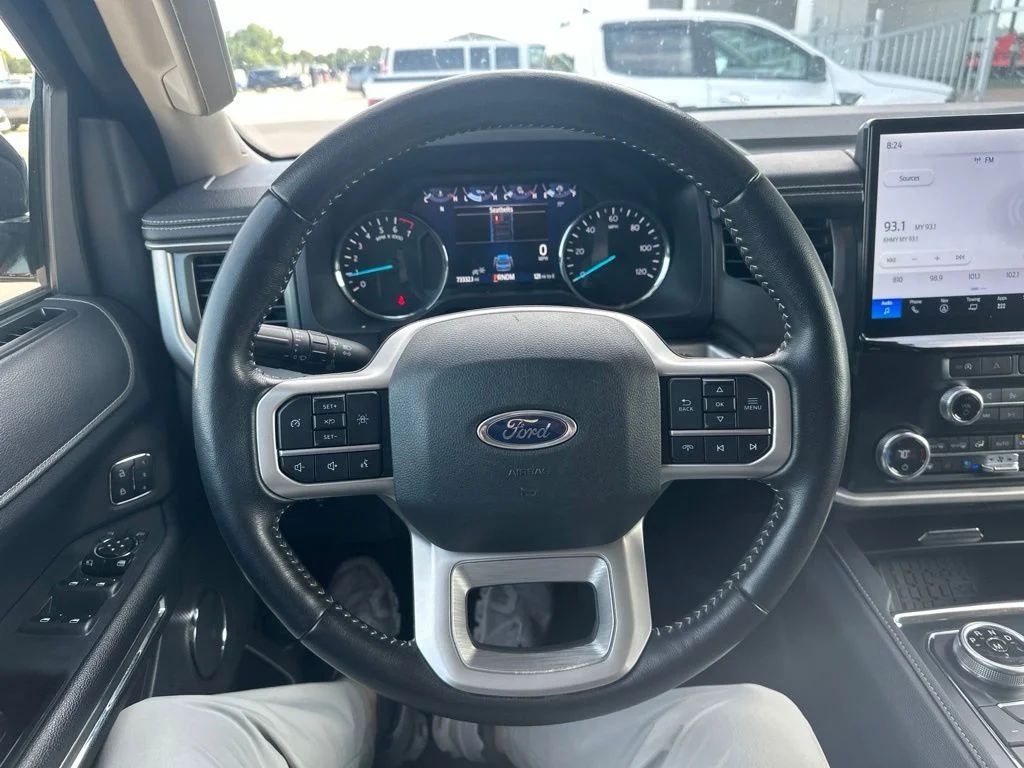 Used 2024 Black Ford XLT image 12