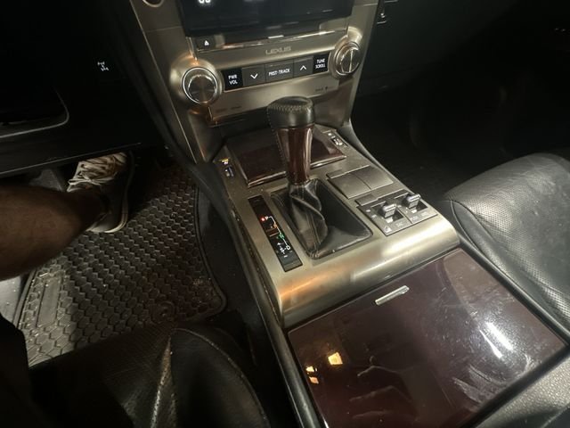 Used 2016 Gray Pearl Lexus 460 image 27