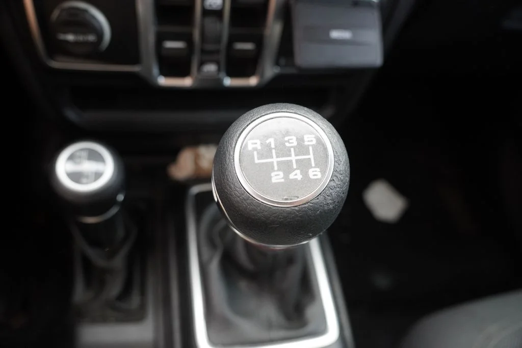 Used 2019 Crystal Metallic Jeep Unlimited Sport S image 6