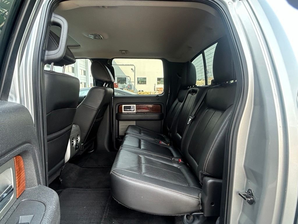 Used 2010 Silver Ford Lariat image 17
