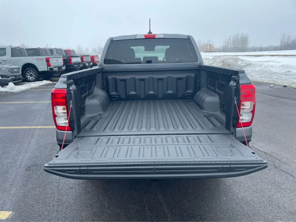 Used 2025 Gray Ford XL image 12