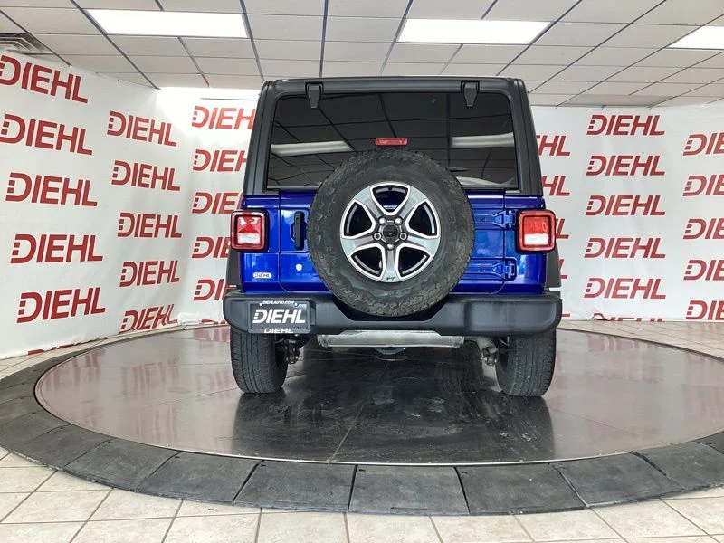 Used 2019 Blue Jeep Unlimited Sport S image 6