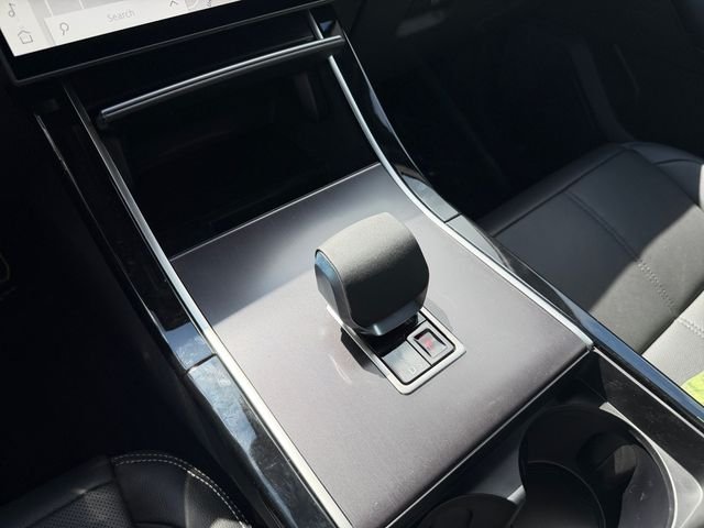 New 2026 Santorini Black Land Rover P250 Base image 24