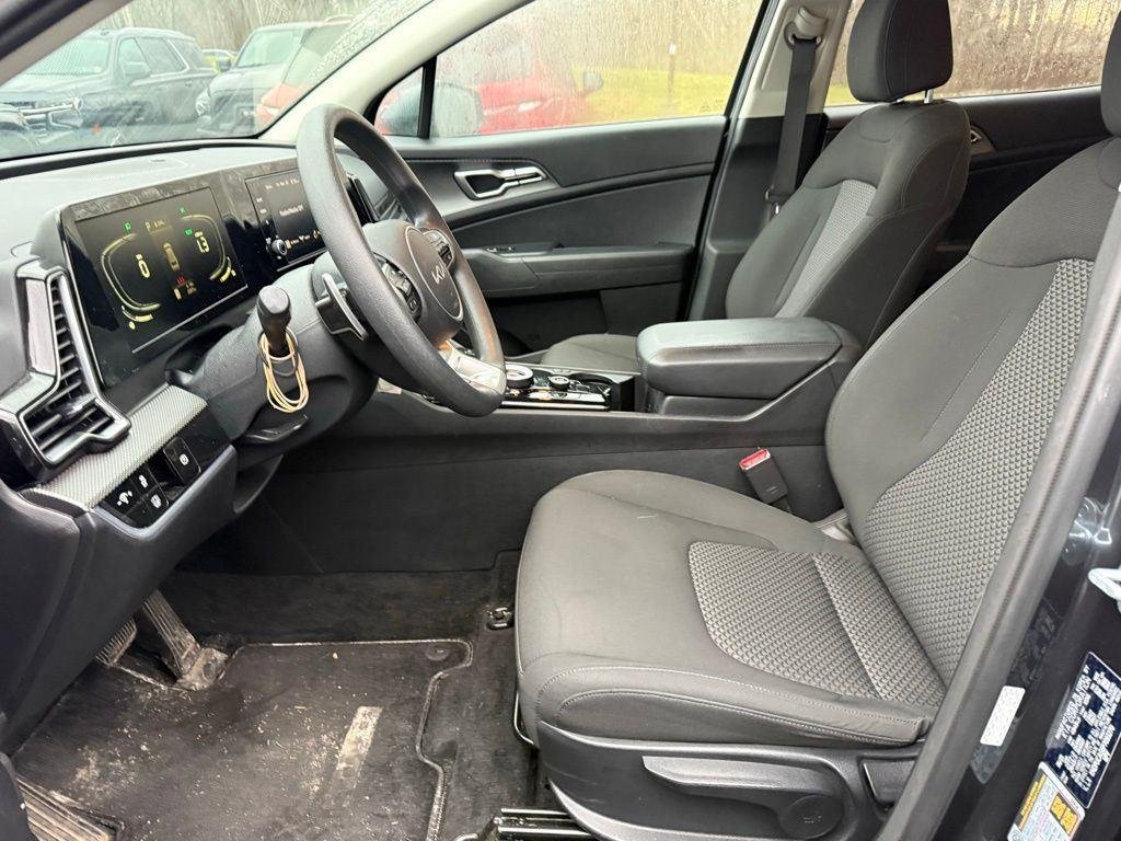 Used 2023 Gray Kia LX image 7