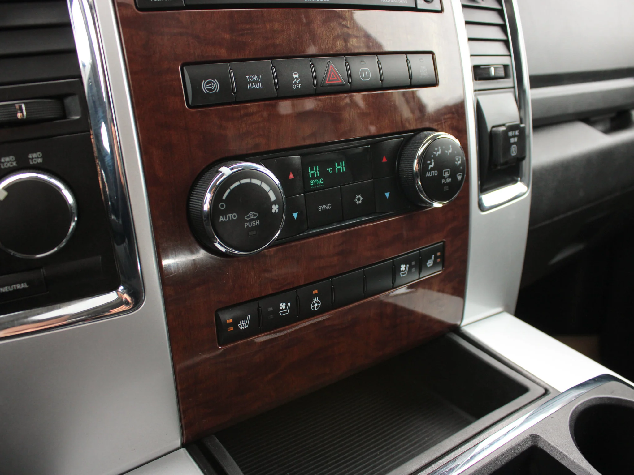 Used 2012 Silver RAM Laramie * Mechanic Special | Cummins | Heated Leather Seats | Canopy | Navigation image 26