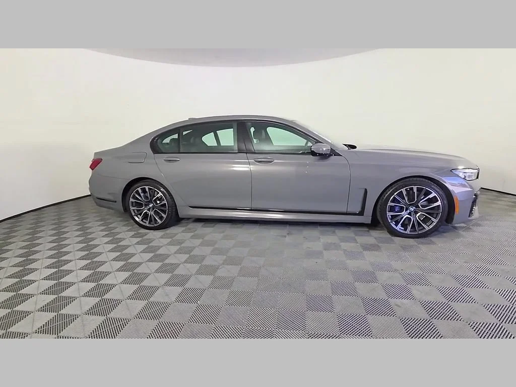 Used 2022 Bernina Grey Amber Effect Metallic BMW 740i image 35