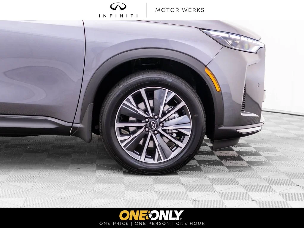 New 2027 GRAPHITE SHADOW INFINITI Luxe AWD image 39