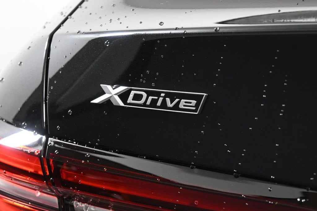 Used 2026 Black BMW 530i xDrive image 40