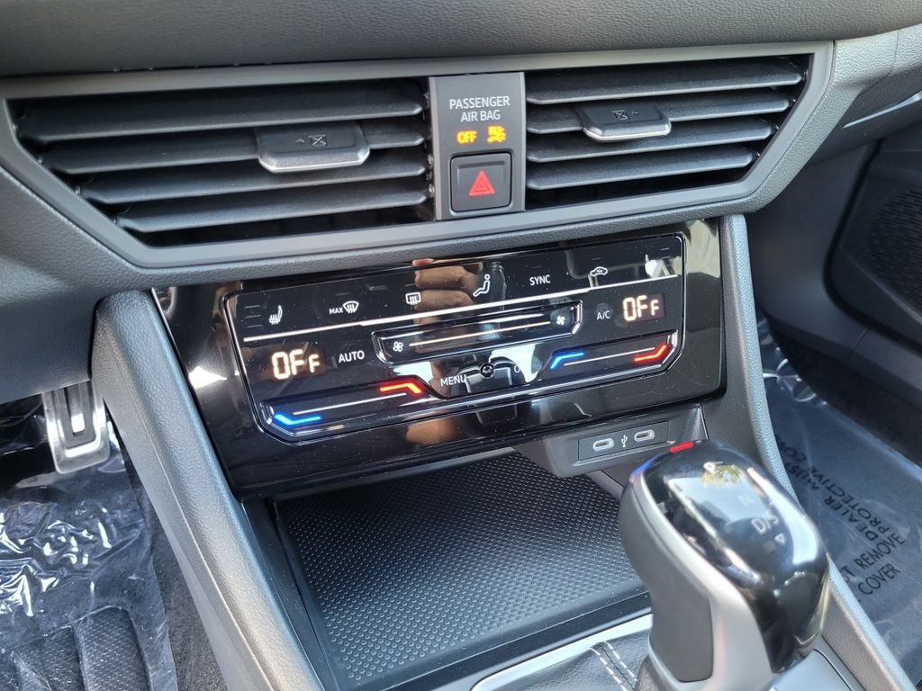 2026 Volkswagen Jetta Sport - Photo 19