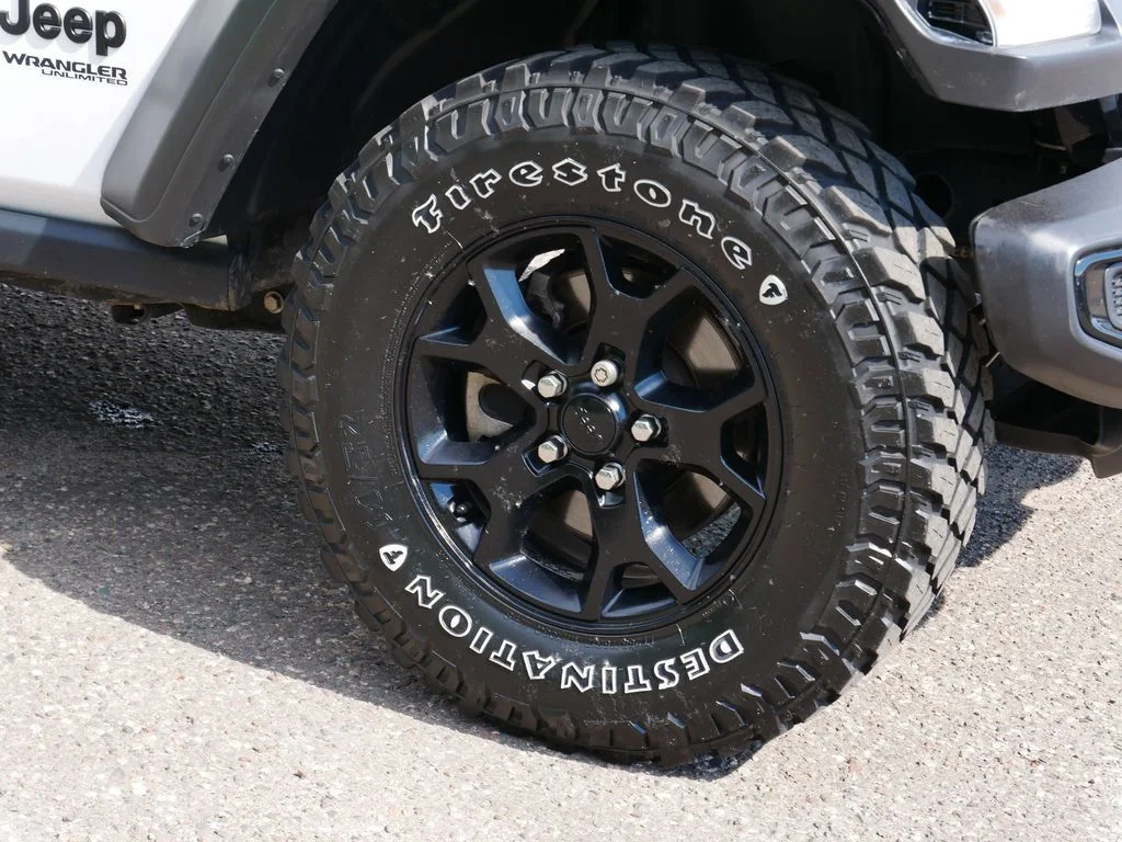 Certified Used 2021 White Jeep Unlimited Willys image 7