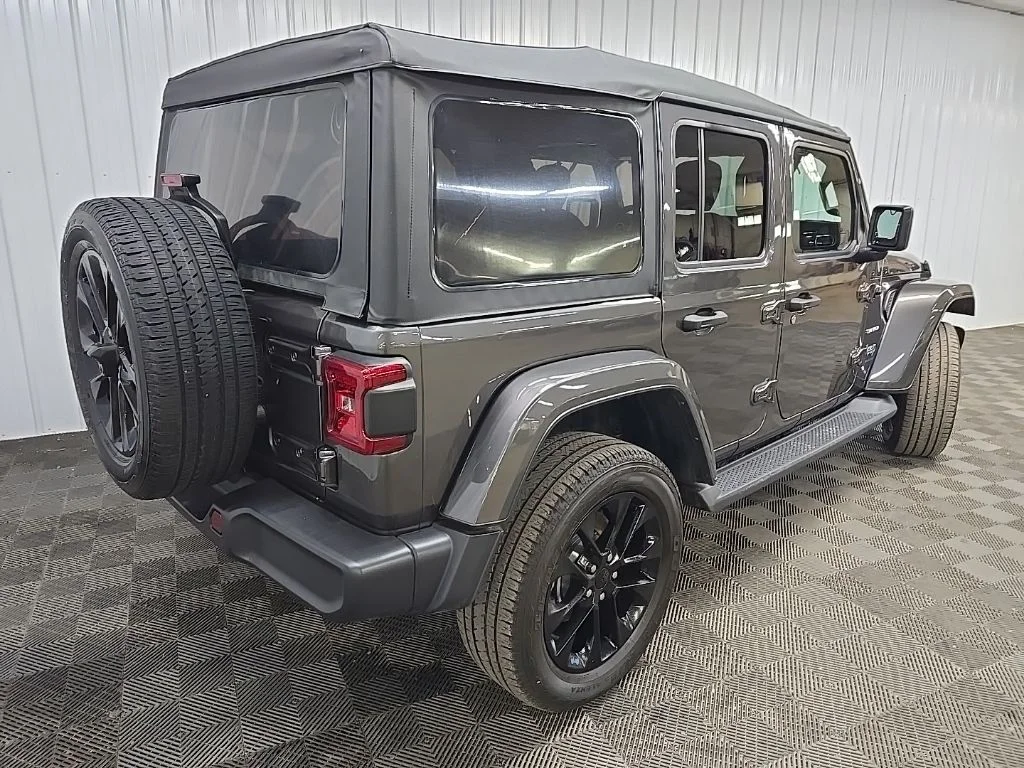 Used 2023 Gray Jeep Sahara 4xe image 10