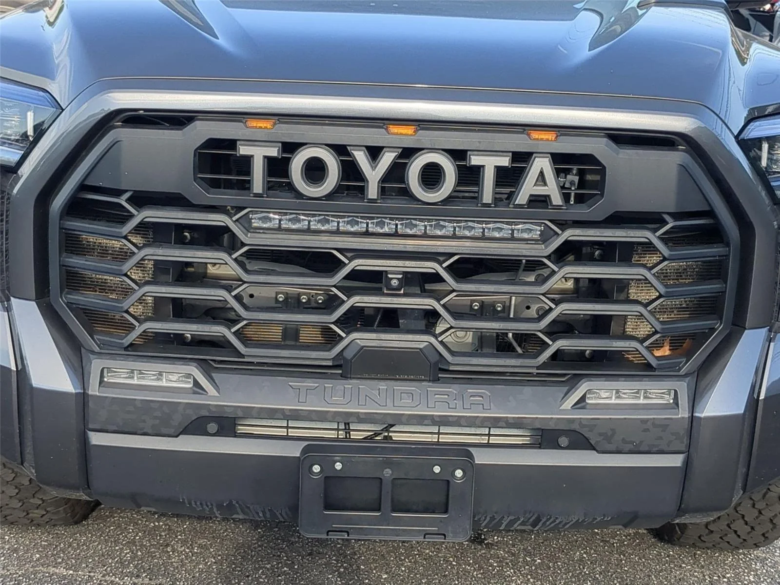 Used 2023  TOYOTA  image 14