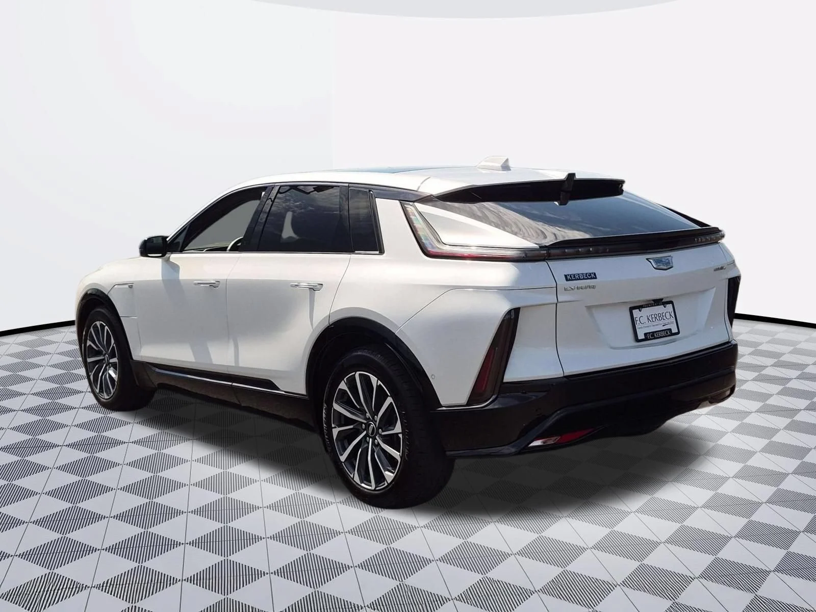 Used 2024 Crystal White Tricoat Cadillac Sport image 5