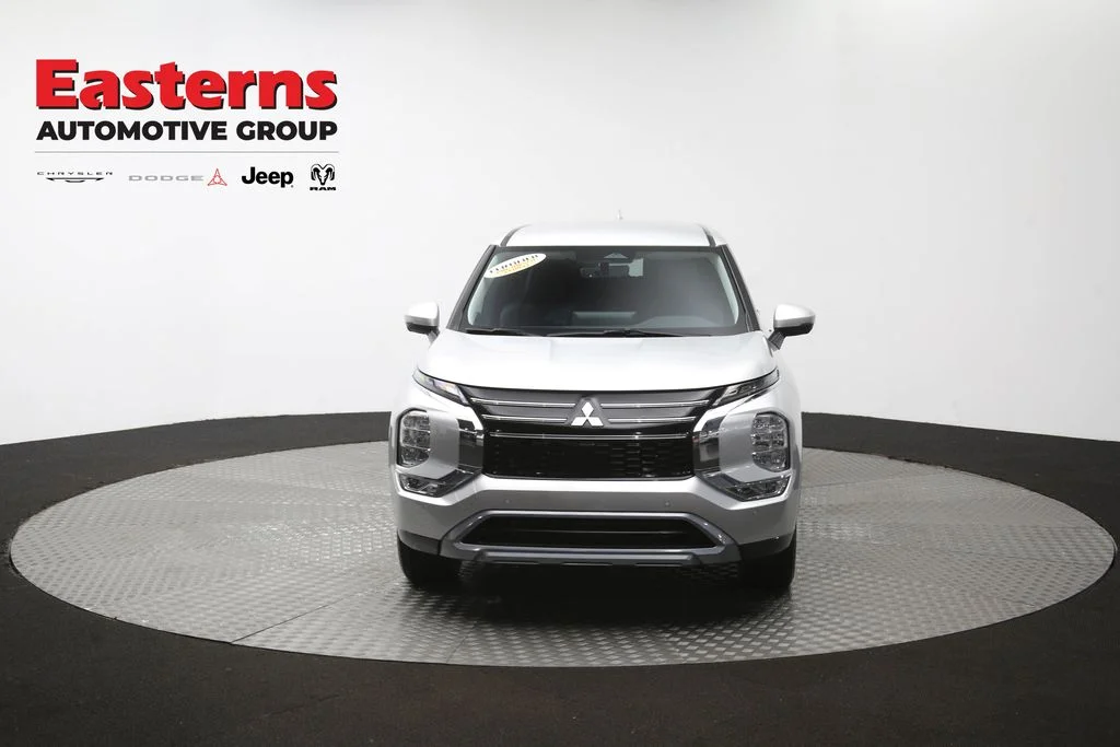 Used 2025 Silver Mitsubishi SE image 53