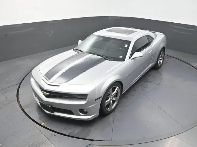 Used 2010 Silver Chevrolet SS image 22