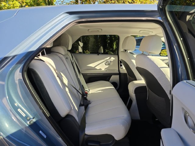 2023 Hyundai IONIQ 5 Limited - Photo 12