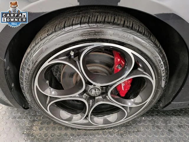 Used 2024 Black Alfa Romeo  image 7
