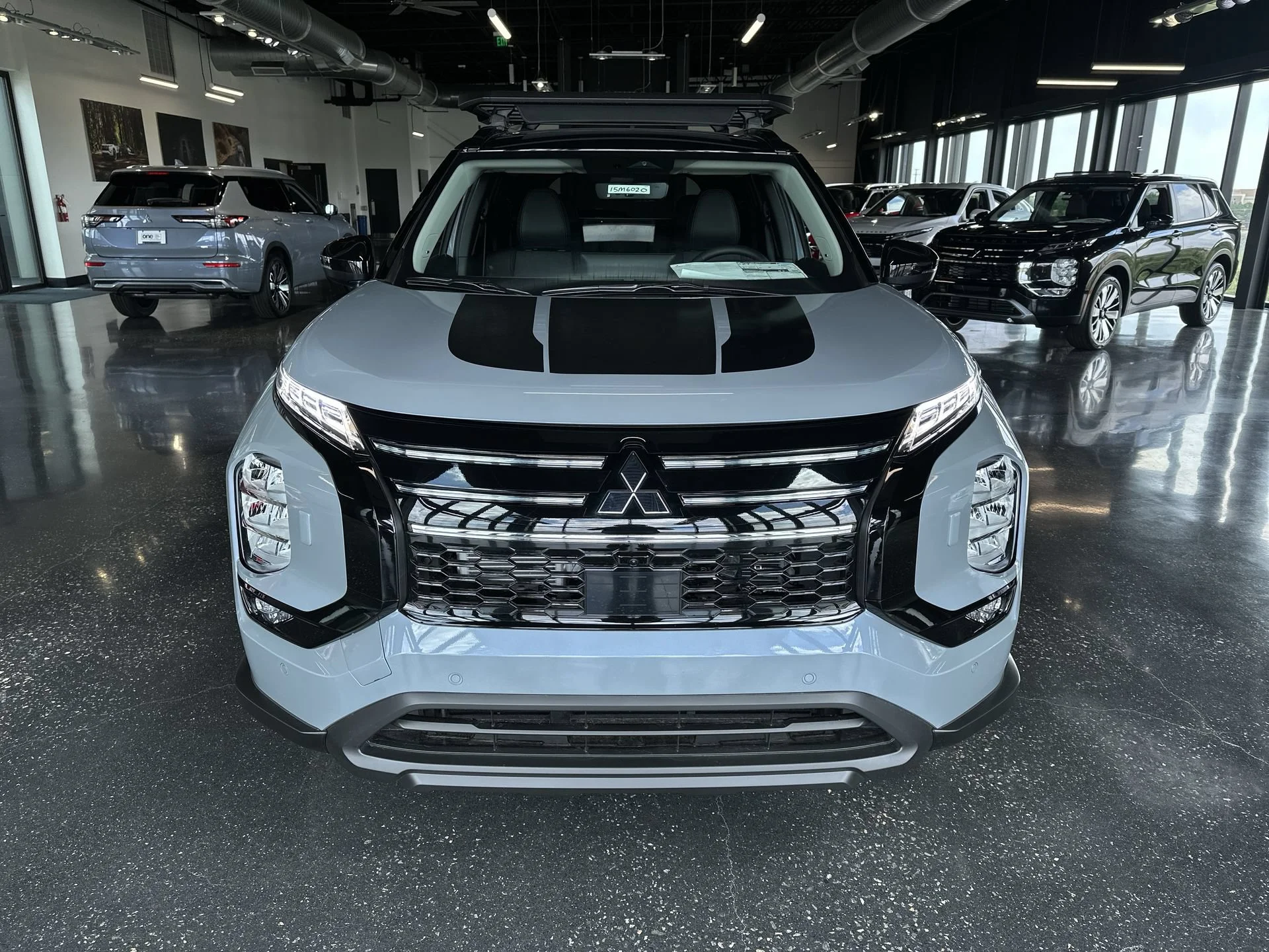 New 2026 Moonstone Gray Metallic/Black Roof Mitsubishi Trail Edition image 30