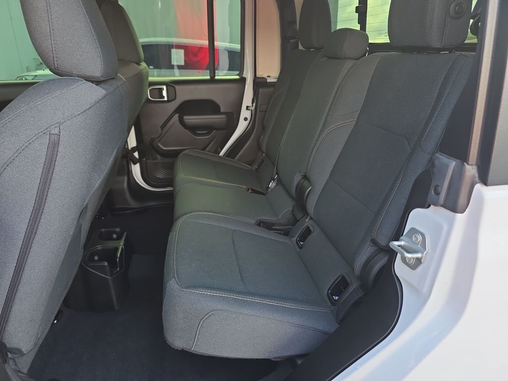Used 2025 White Jeep Willys image 12