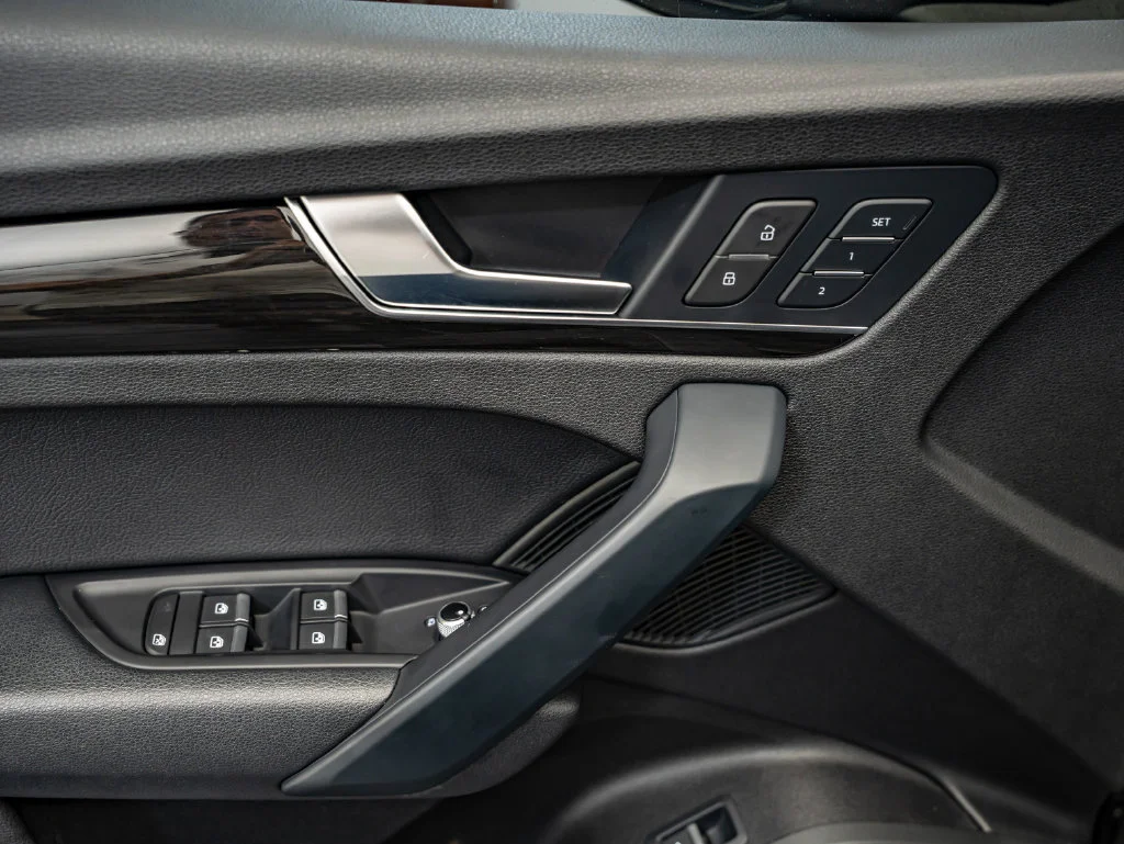 Used 2018 Black Audi 2.0T Premium Plus image 24