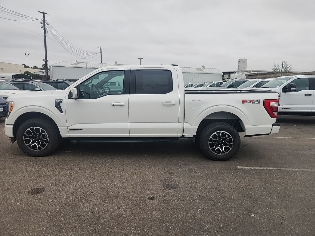 Used 2023 White Ford Lariat image 10