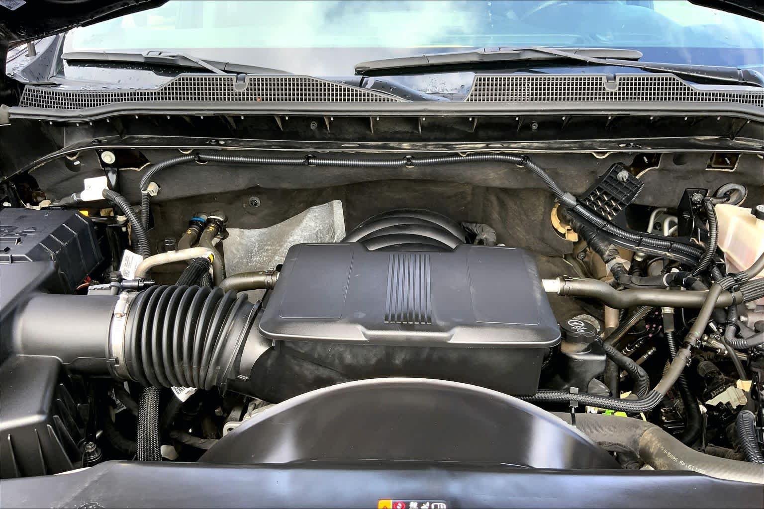 Used 2024 Dark Ash Metallic Chevrolet Custom image 31