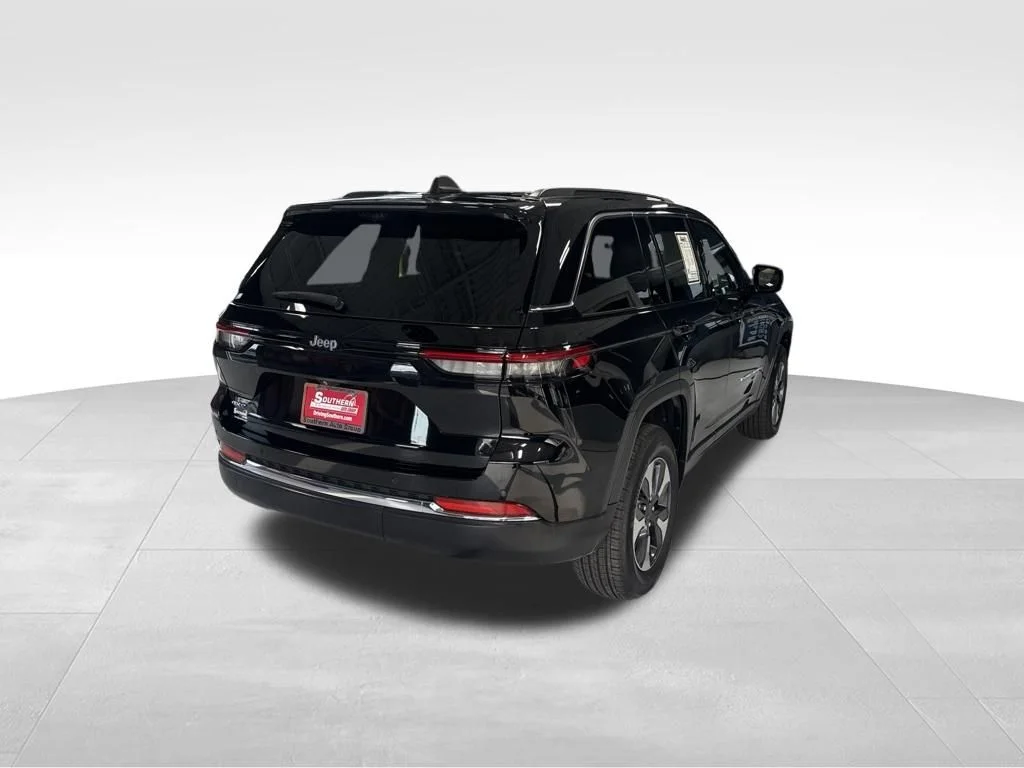 Used 2024 Black Jeep 4xe image 5