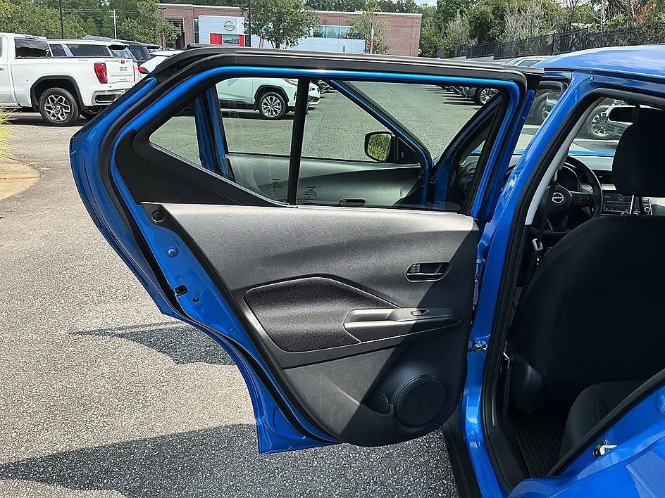 Used 2025 Electric Blue Metallic Nissan S image 23