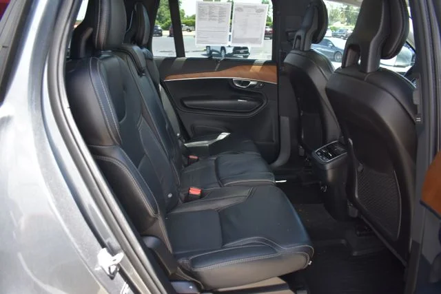 Used 2018 Gray Volvo T6 Inscription image 19