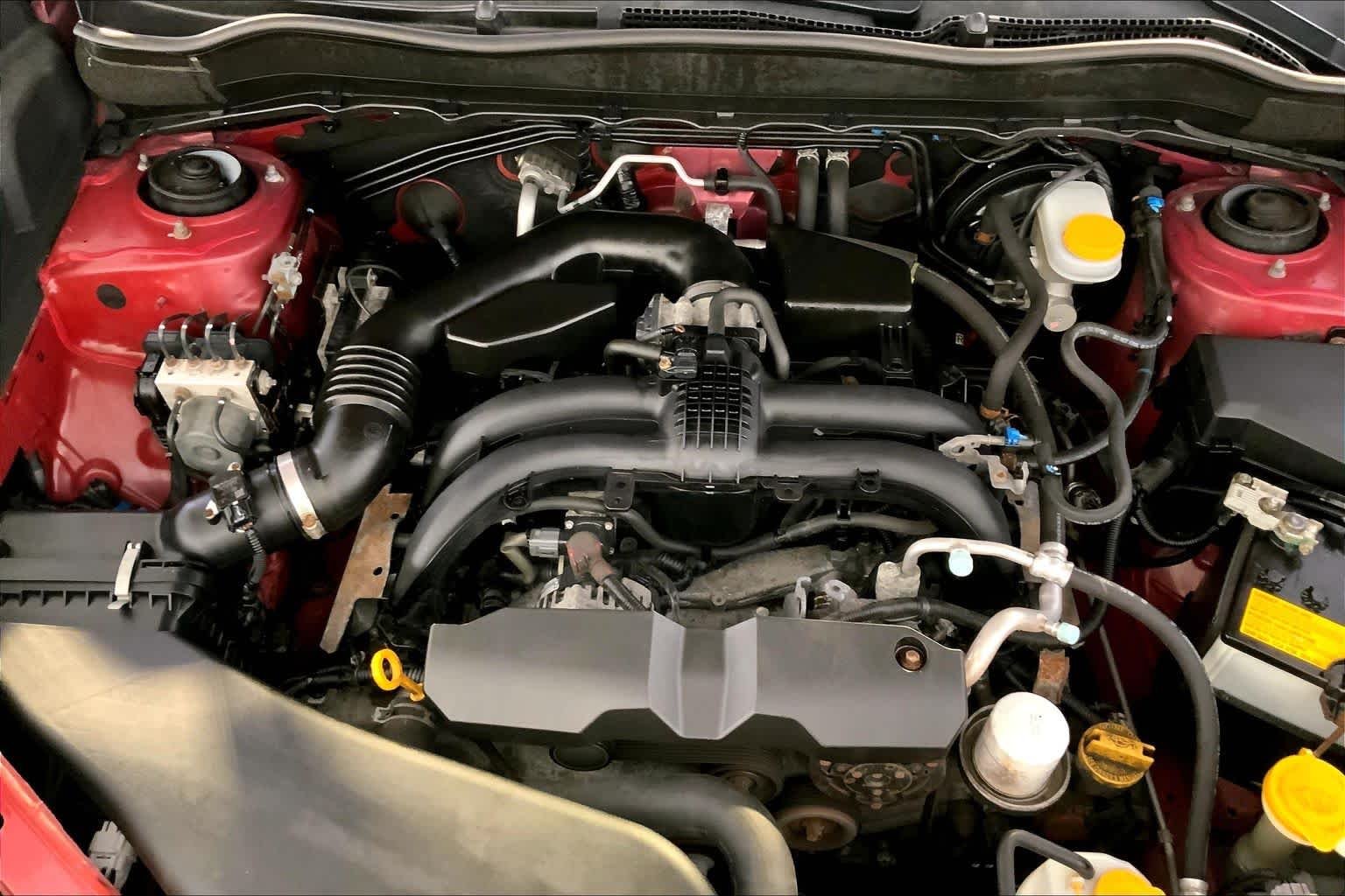 Used 2018 Venetian Red Pearl Subaru  image 31