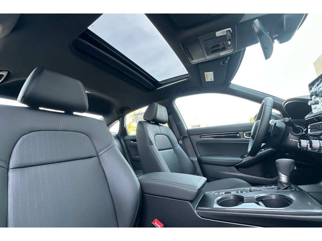 New 2026 Platinum White Pearl Honda Sport Touring image 18