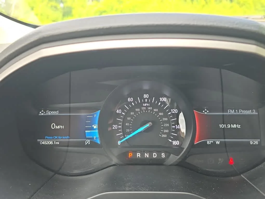 Used 2020 Atlas Blue Metallic Ford SEL image 26