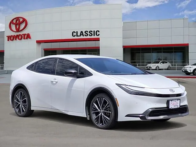 2024 Toyota Prius XLE