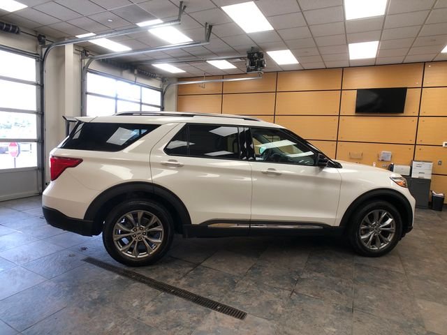 Certified Used 2022 White Metallic Ford Limited image 8