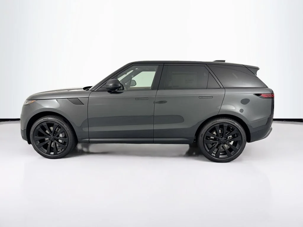 New 2026 Carpathian Grey Land Rover SE image 8