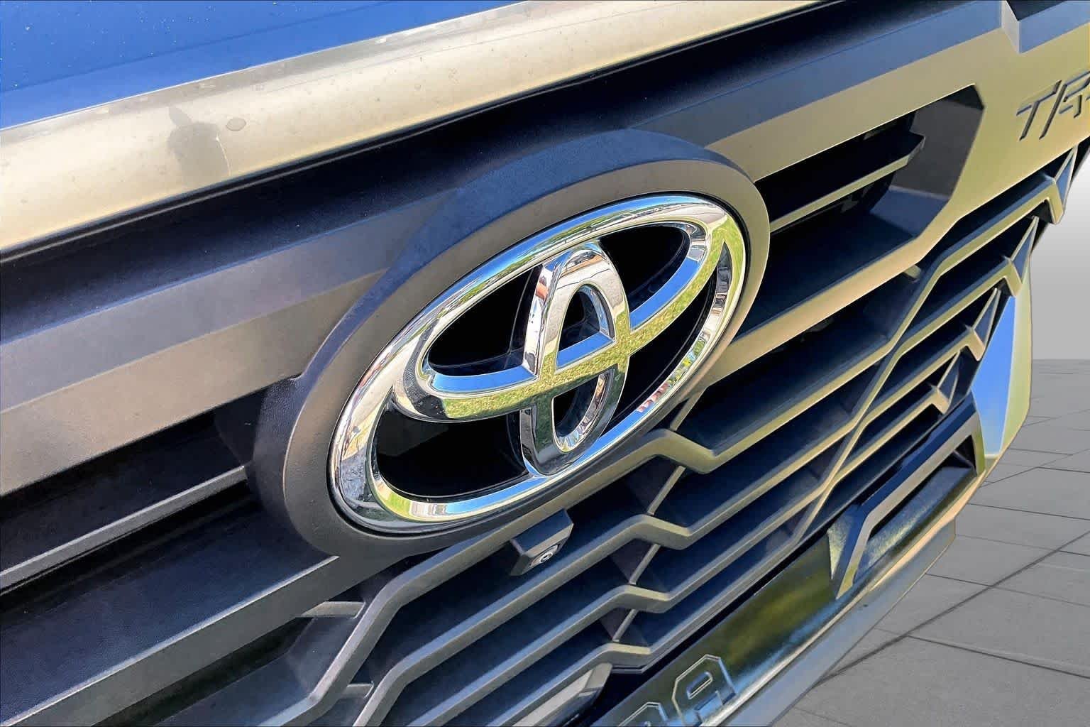 Used 2023 Midnight Black Metallic Toyota Limited image 28