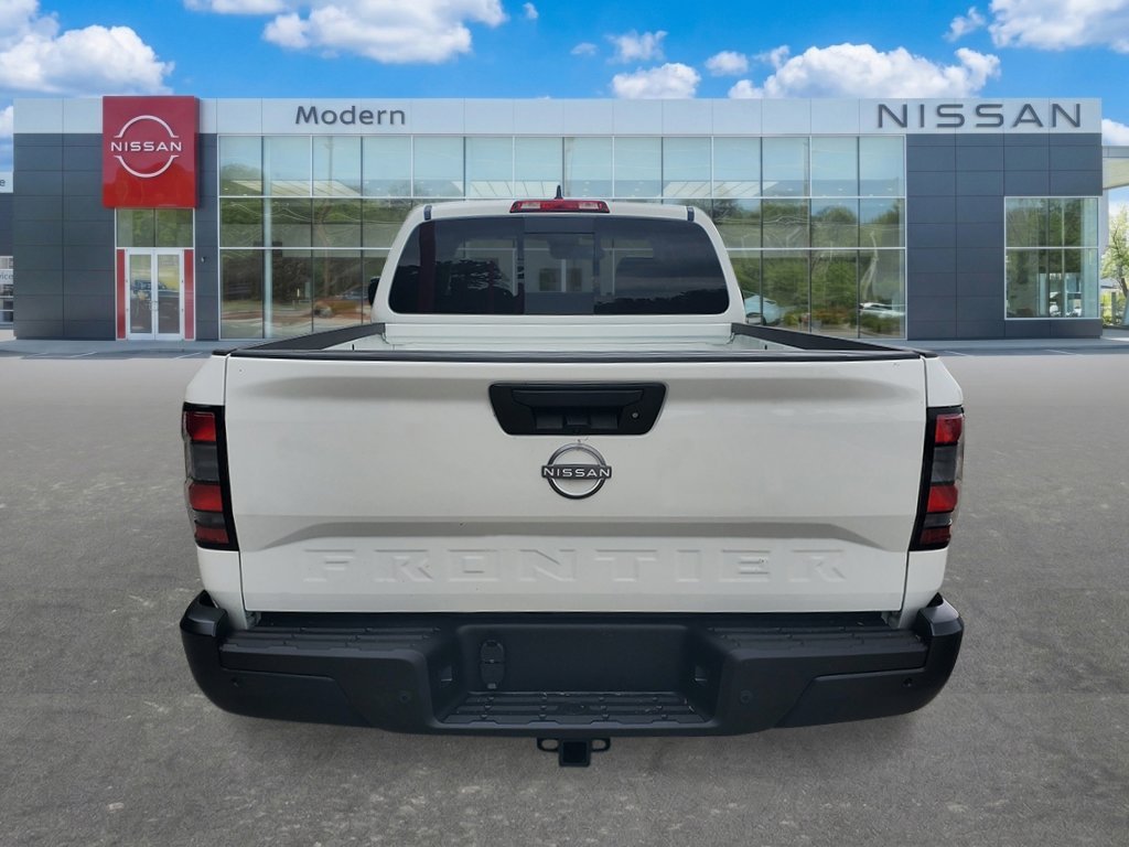 New 2026 Glacier White Nissan S image 5