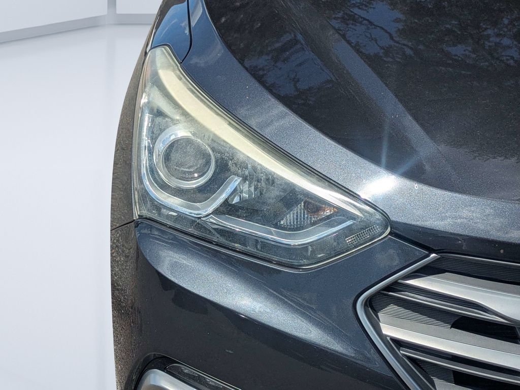Used 2018 Gray Hyundai 2.4 image 9