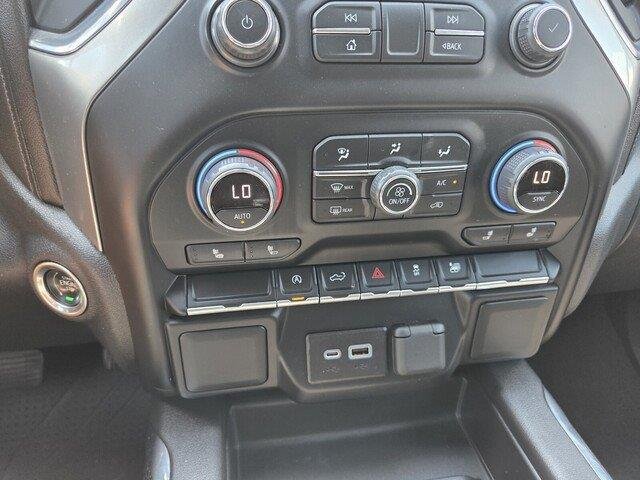 Used 2022 Northsky Blue Metallic Chevrolet RST image 17