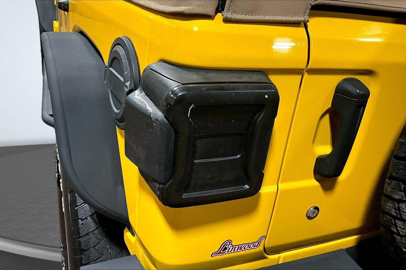 Used 2021 Hellayella Clearcoat Jeep Unlimited Willys Sport image 30