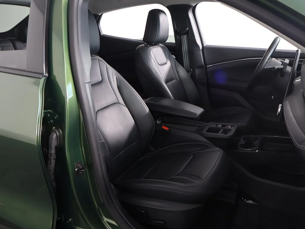Used 2025 Green Metallic Ford Premium image 34