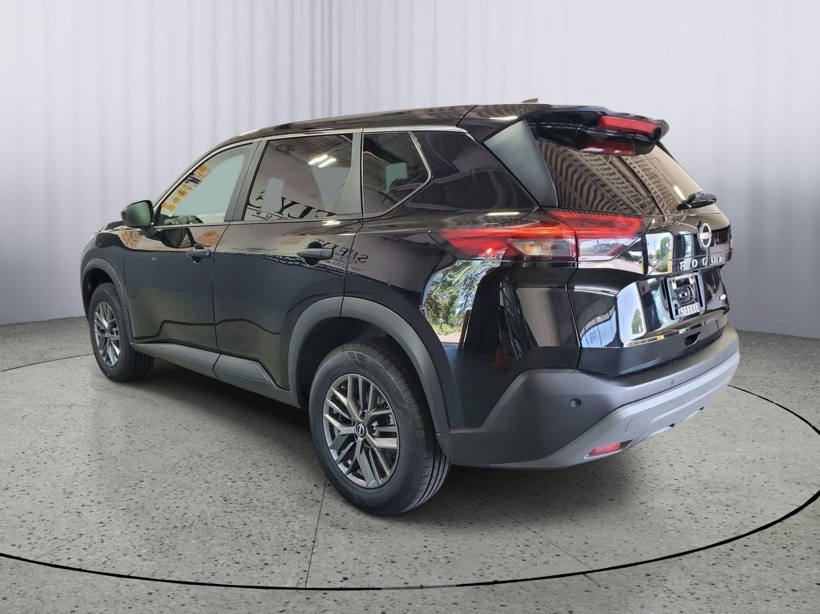 Used 2023 Black Nissan S image 3
