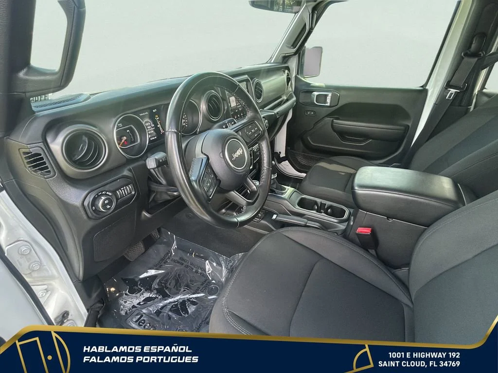 Used 2022  Jeep Willys image 15