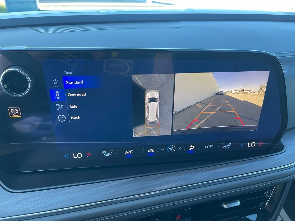 New 2026 Summit White Chevrolet LT image 18