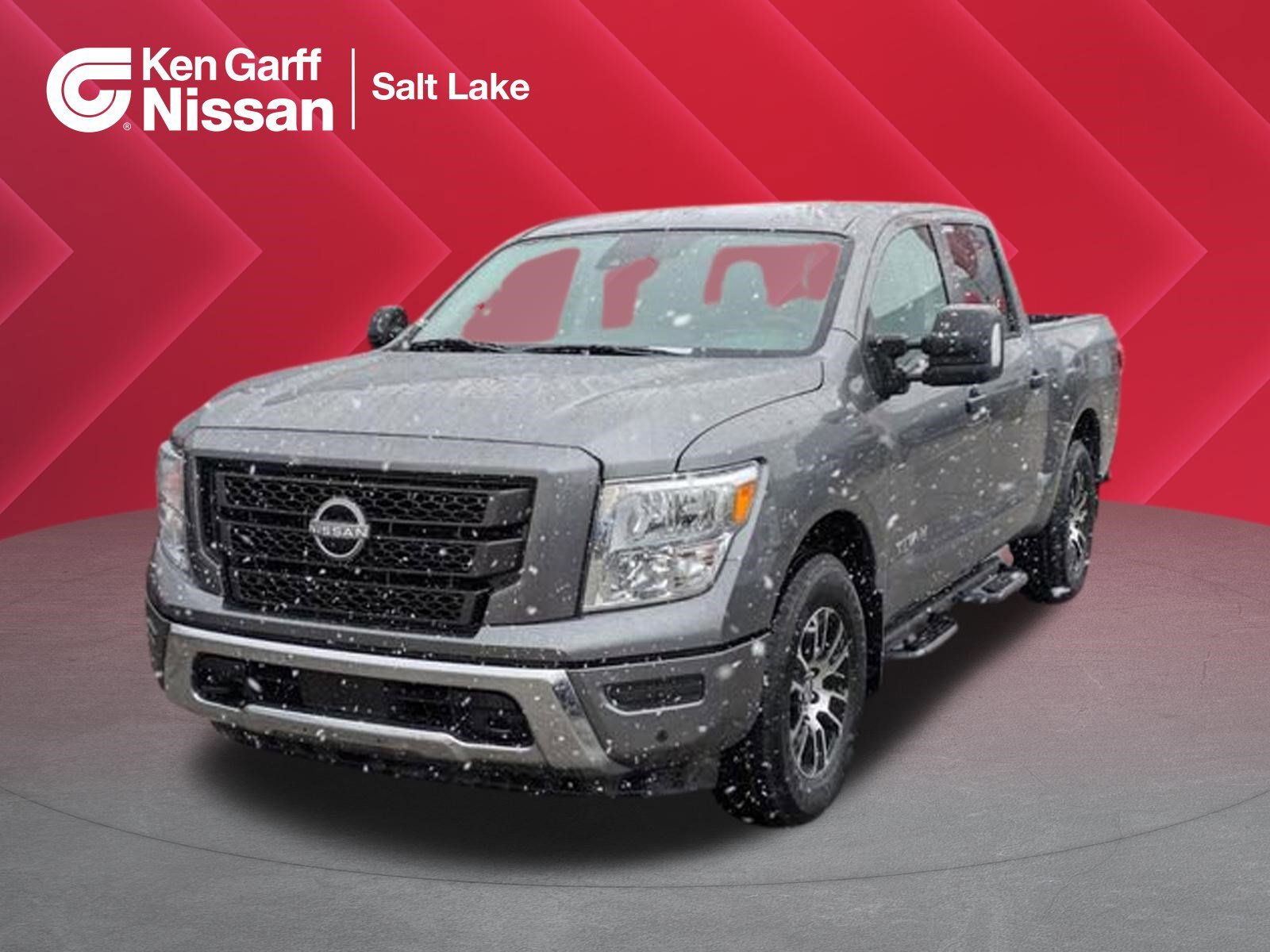 2024 Nissan Titan SV 4X4 Crew Cab's photo